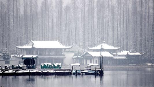 以雪為題的作文怎么寫?這些名詩佳句必須會